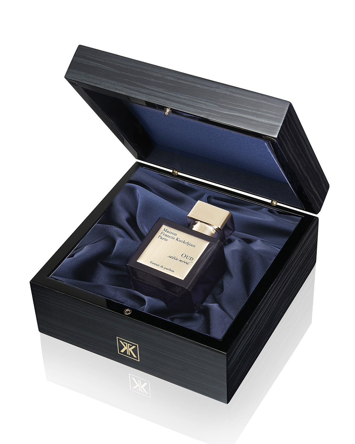 Oud extrait de parfum. MFK oud Silk mood extrait de Parfum. Francis Kurkdjian oud Satin mood extrait. Maison Francis Kurkdjian oud Satin mood extrait de Parfum. Maison oud Sovereign.